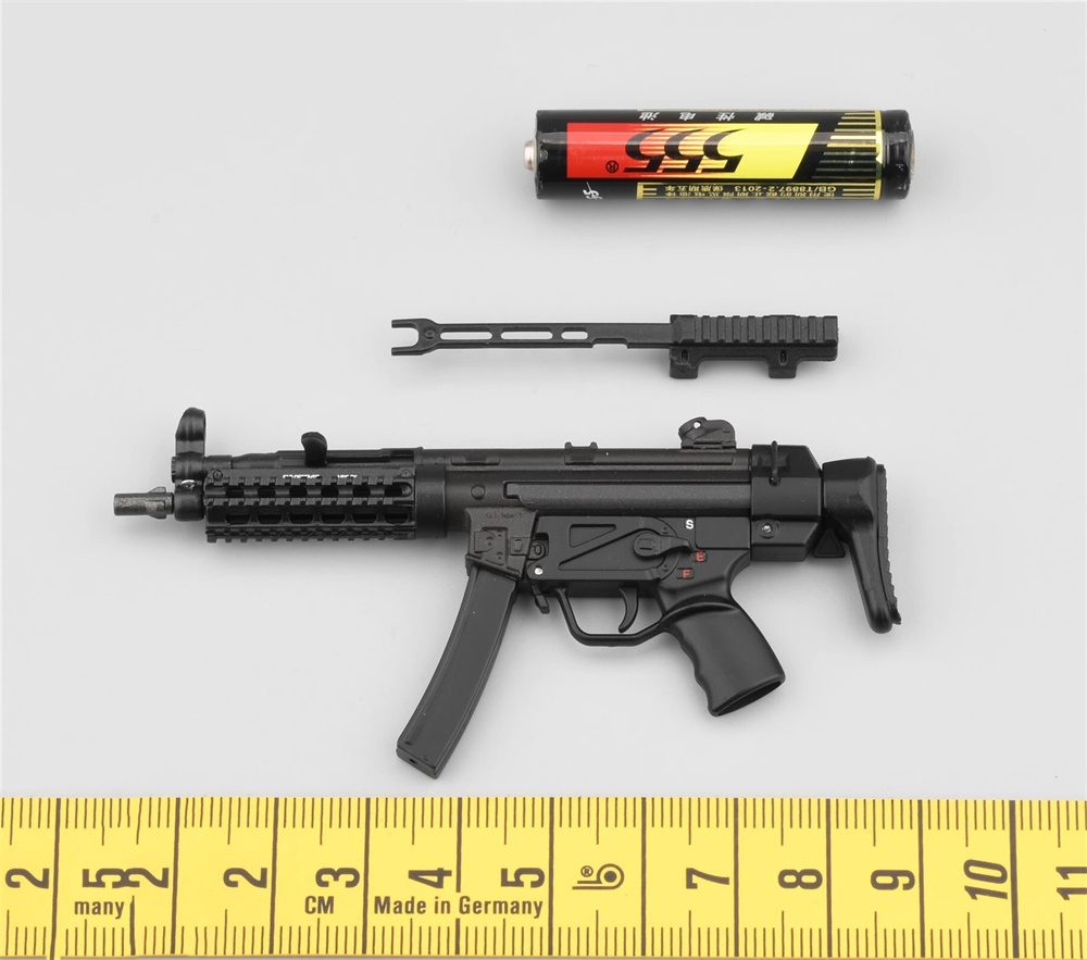 Muñeca soldado Asia HK SDU, ar - Model Kit Weapons reseña y precio