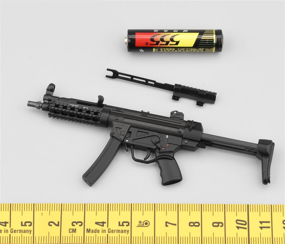 Muñeca soldado Asia HK SDU, ar - Model Kit Weapons reseña y precio