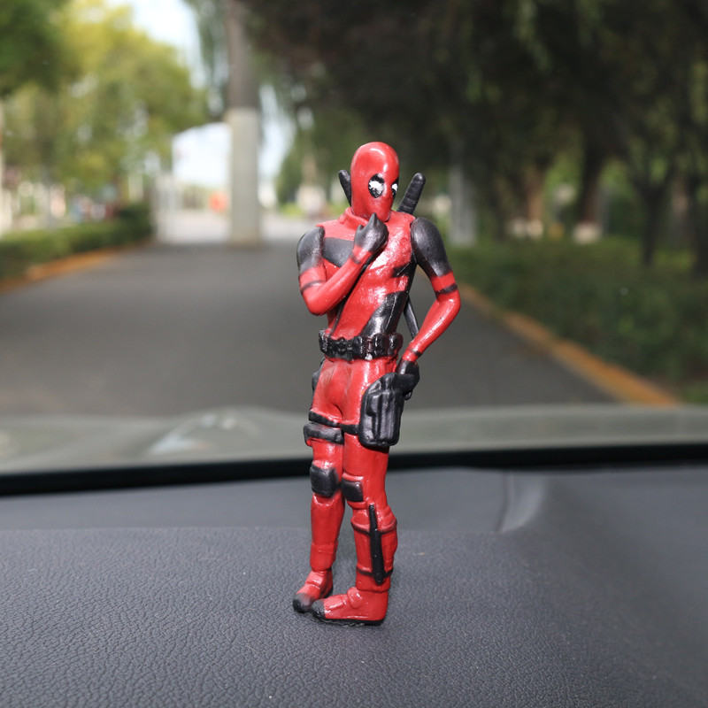 Decoración de escritorio Deadp - Model Kit Deadpool reseña y precio