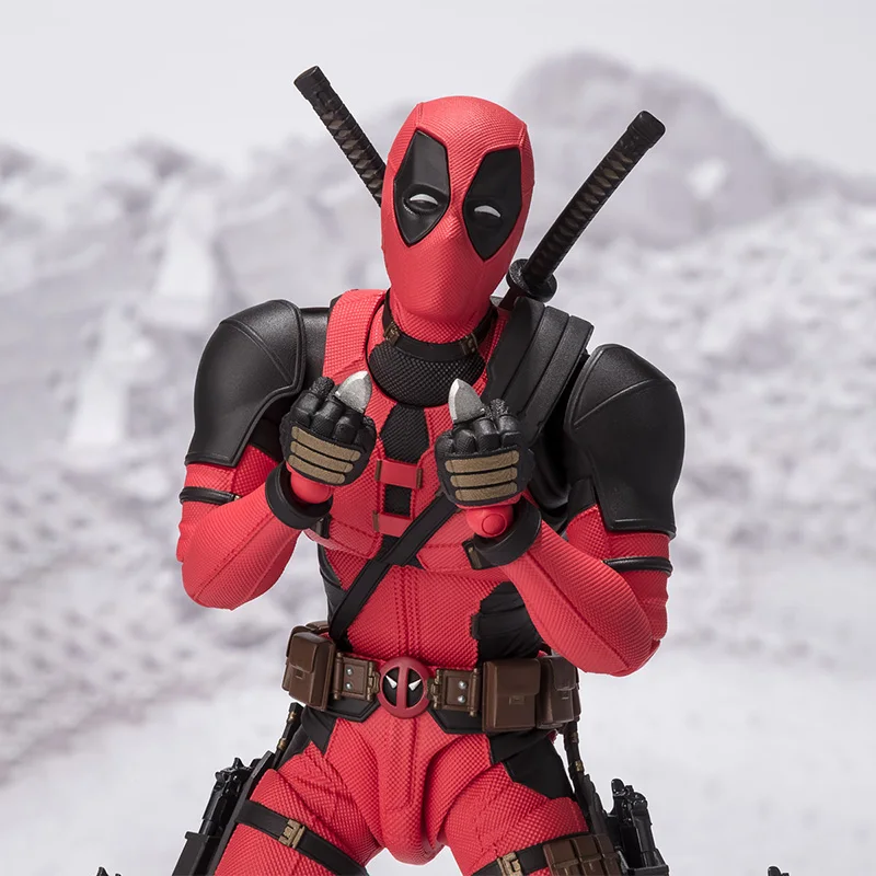 Caja Original Bandai SHF en ch - Model Kit Deadpool reseña y precio