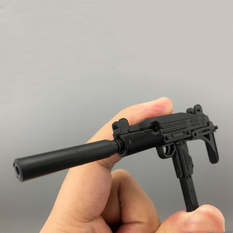 Kit de modelo de plástico Uzi  - Model Kit Weapons reseña y precio