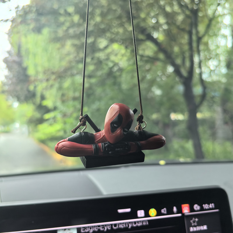 Marvel Deadpool coche espejo r - Model Kit Deadpool reseña y precio